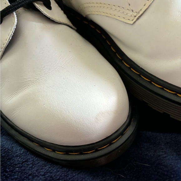 White Doc Martens boots - never worn size 6w - Picture 6 of 6